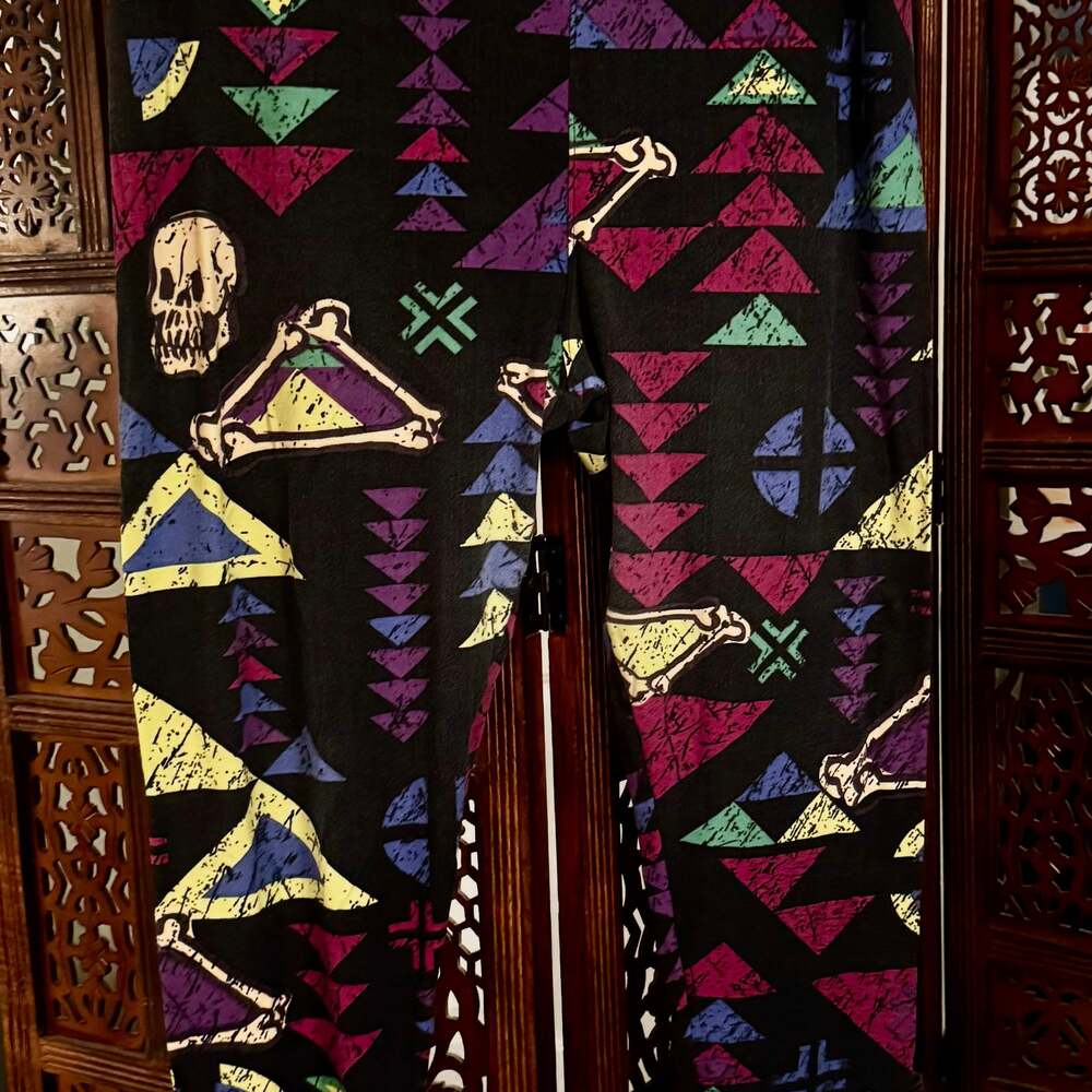 LuLaRoe One Size OS Geometric Southwest Print Leggings Multicolor